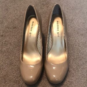 Madden Girl Nude Patent Leather Heels!